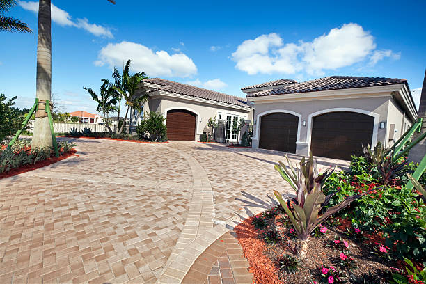 Best Affordable Driveway Paving  in Aurora, IL