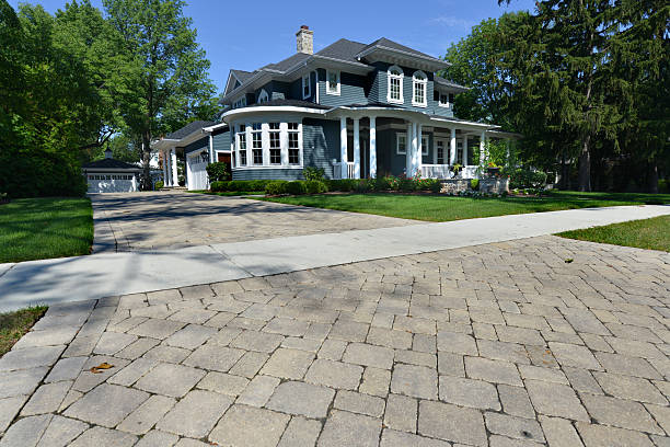 Best Professional Driveway Pavers  in Aurora, IL